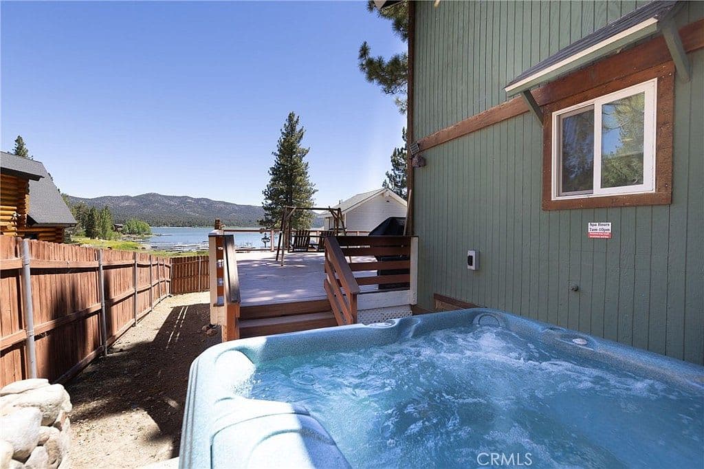 Big Bear Lake House with Hot Tub and EV Charger