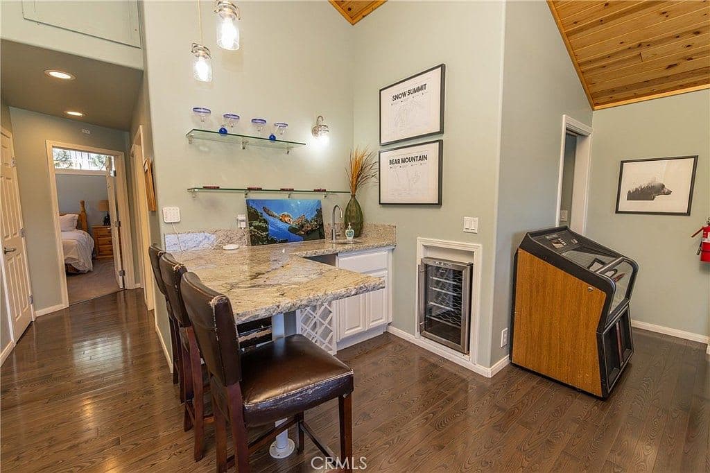 Big Bear Lake House with Hot Tub and EV Charger