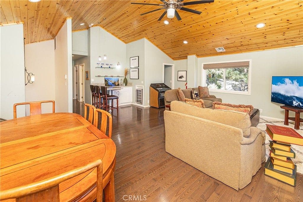 Big Bear Lake House with Hot Tub and EV Charger
