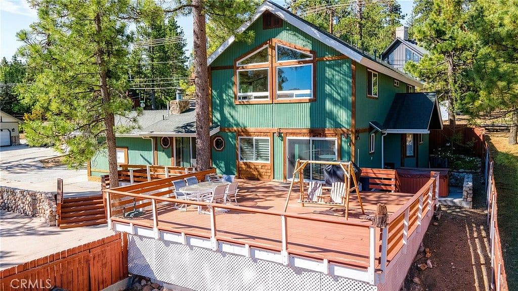 Big Bear Lake House with Hot Tub and EV Charger