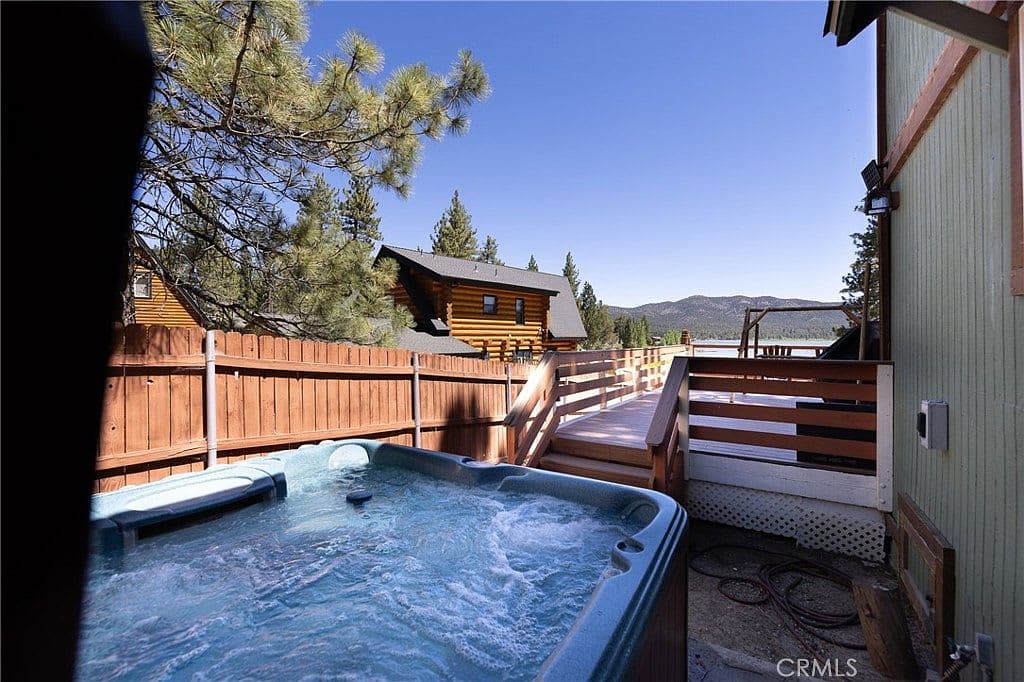 Big Bear Lake House with Hot Tub and EV Charger